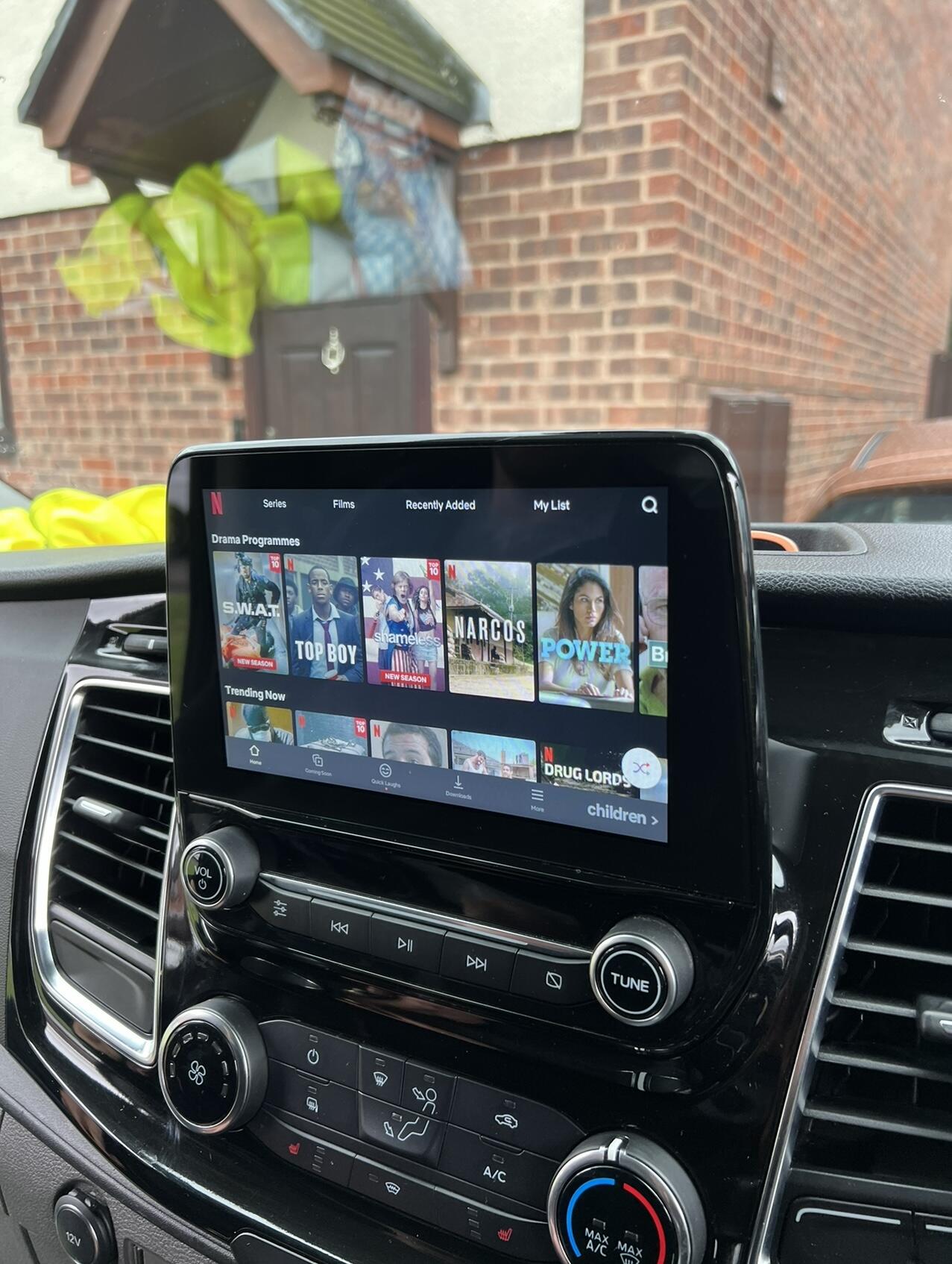 AI mediabox voor Toyota