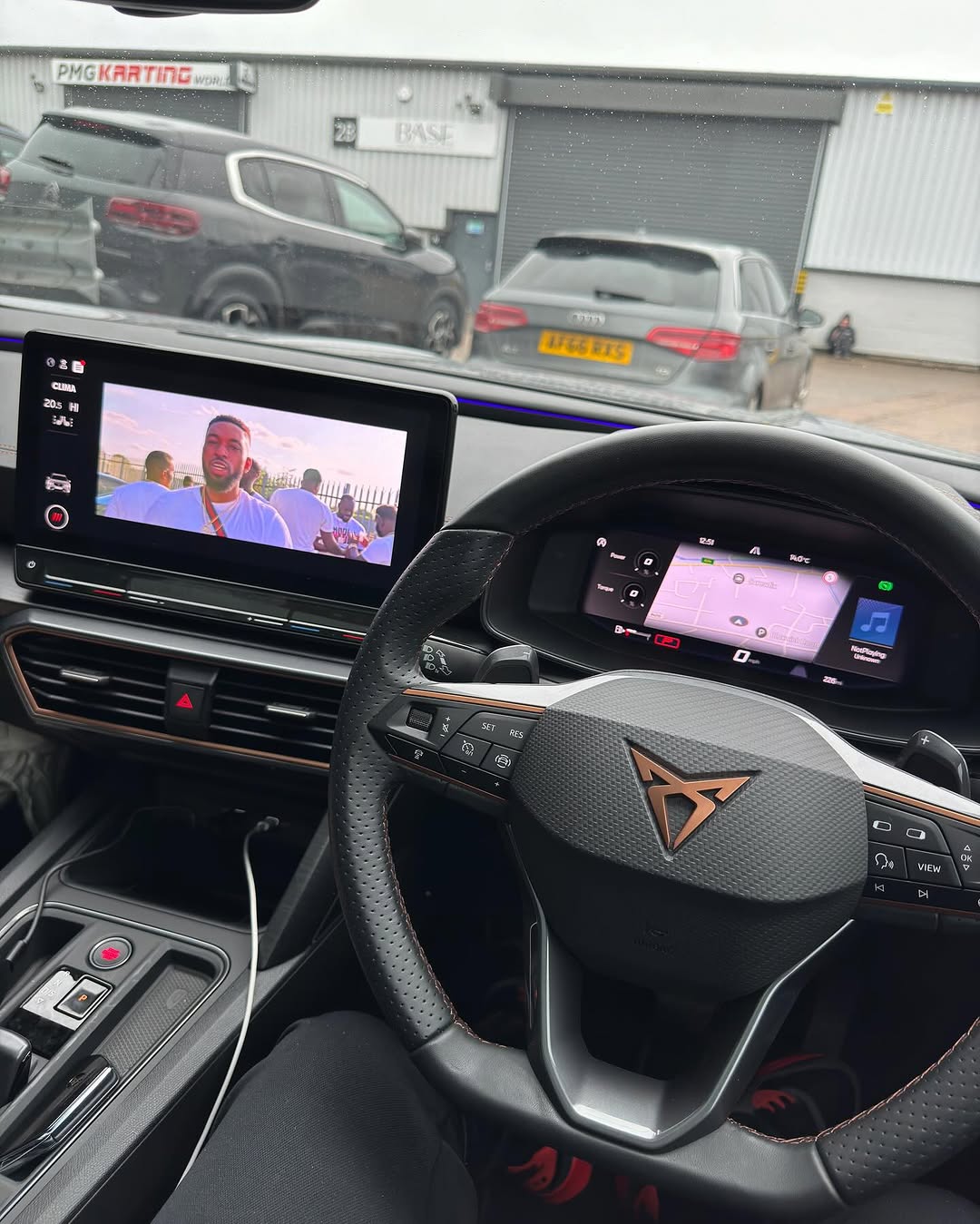 AI mediabox voor Cupra