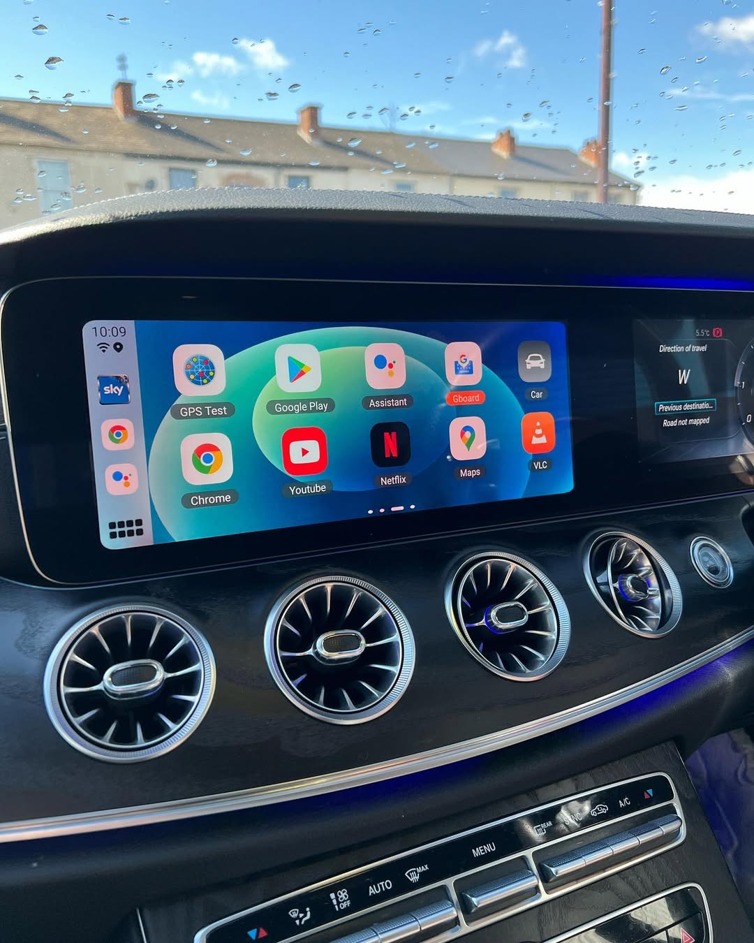 AI mediabox voor Mercedes